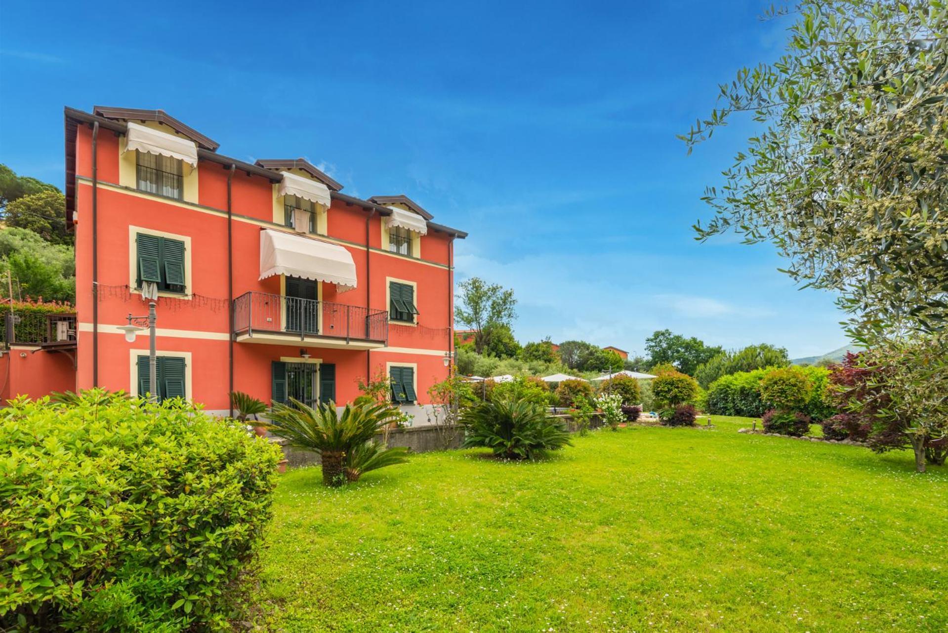 La Collina Degli Ulivi Guest house 2*